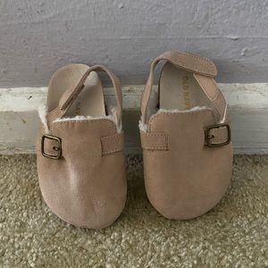 Old Navy Flat Mule Toddler Size 5-6